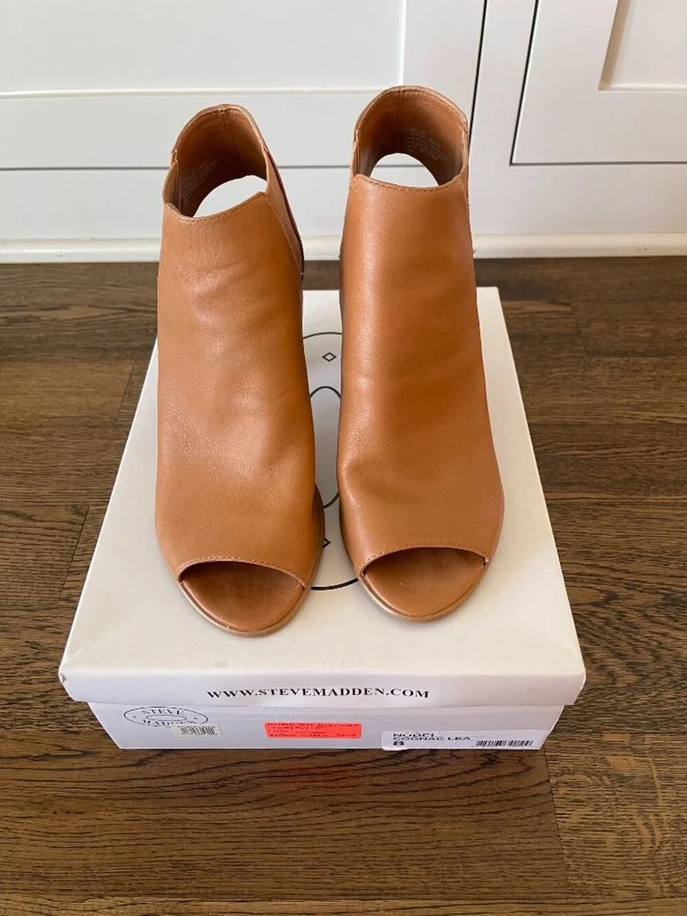 Steve Madden Nobel Cognac Leather Peep Toe Block Heel Booties - Size 8 (EUC)